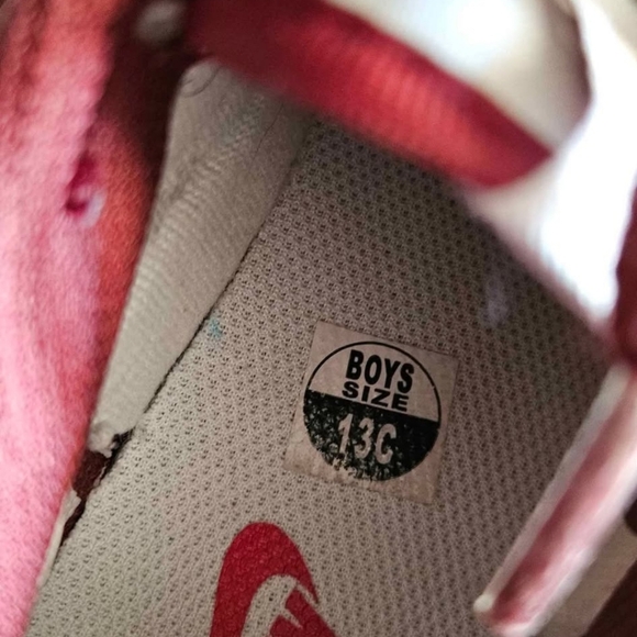 Kids Dunks - Picture 2 of 7